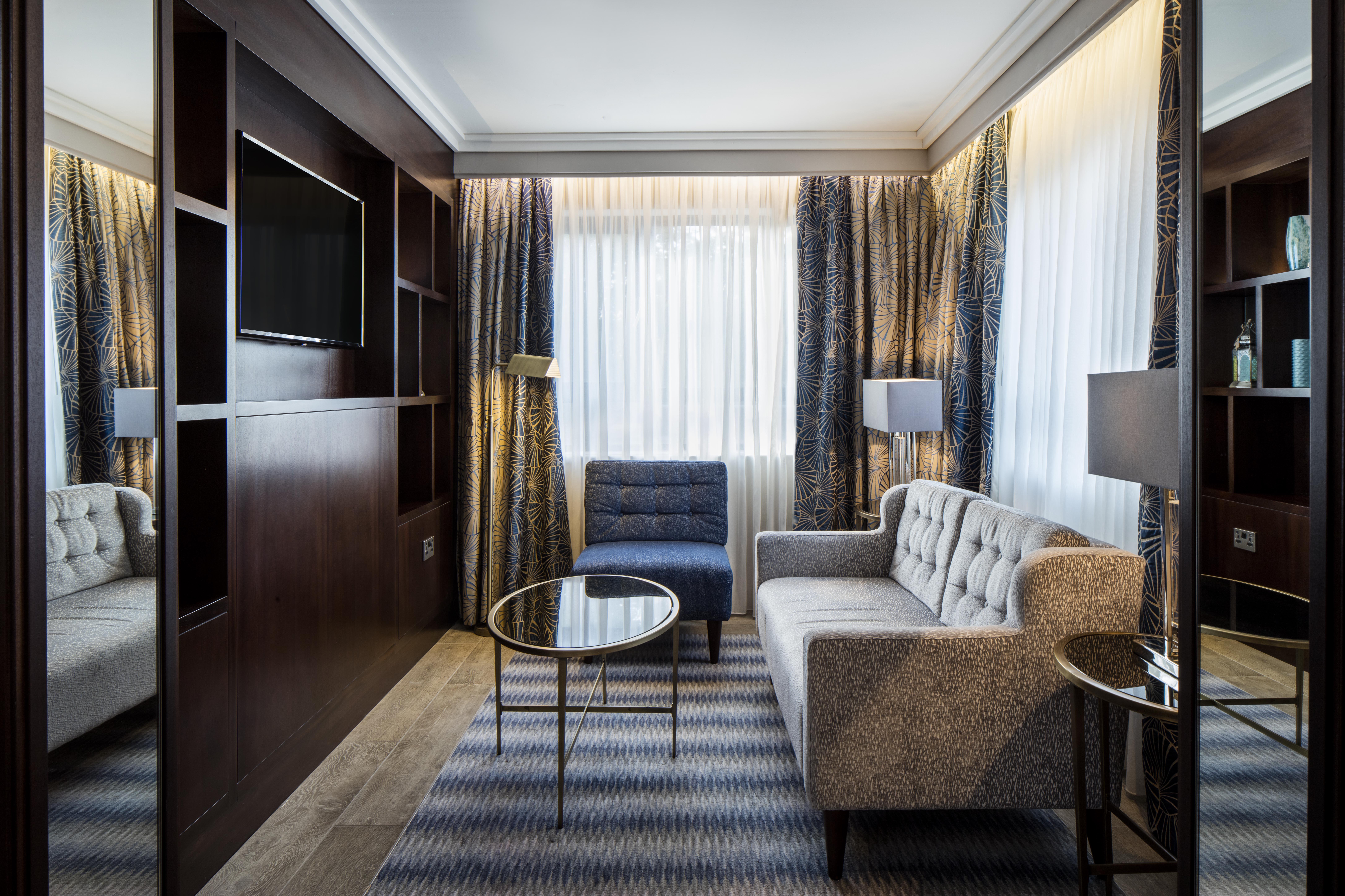 Hotel Crowne Plaza - By Ihg 4*