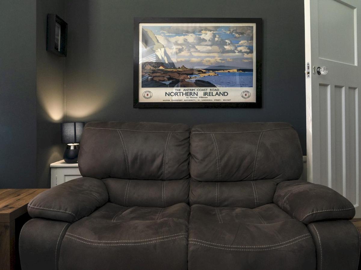 Holiday home Pass The Keys Wonderful 3br Townhouse Top Location Cafes Belfast