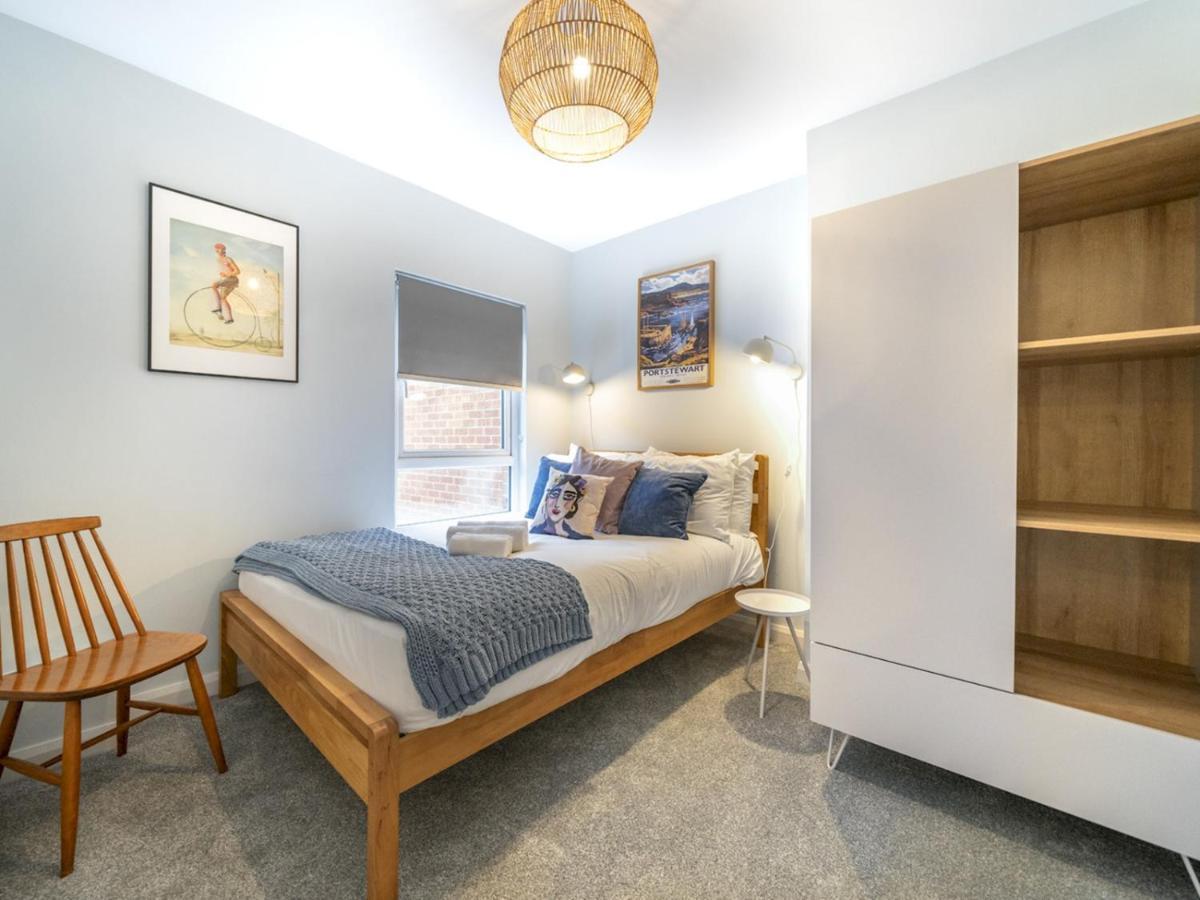 Pass The Keys 58 Lw Ave Stunning 2br Terrace Location Lots Nearby *
