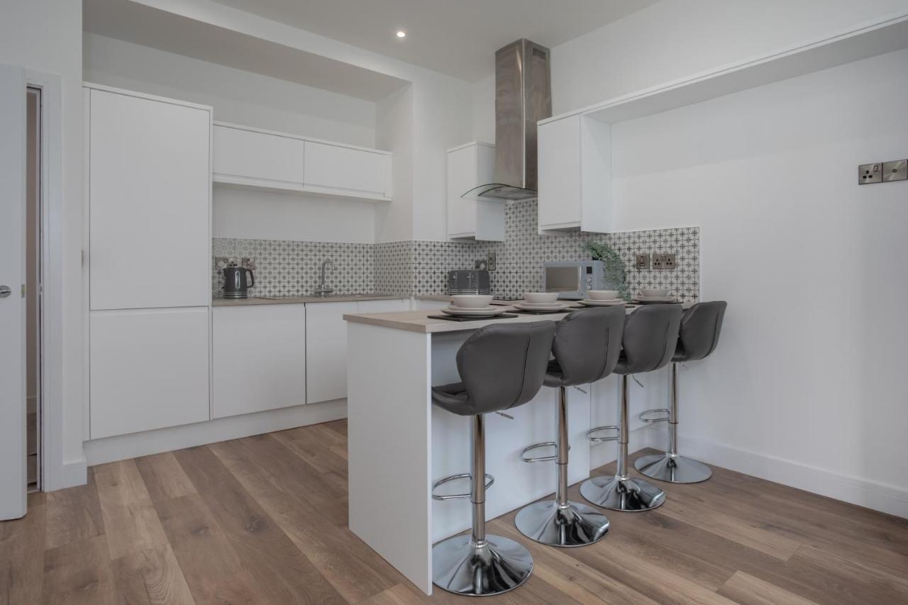 Avenue Apartment