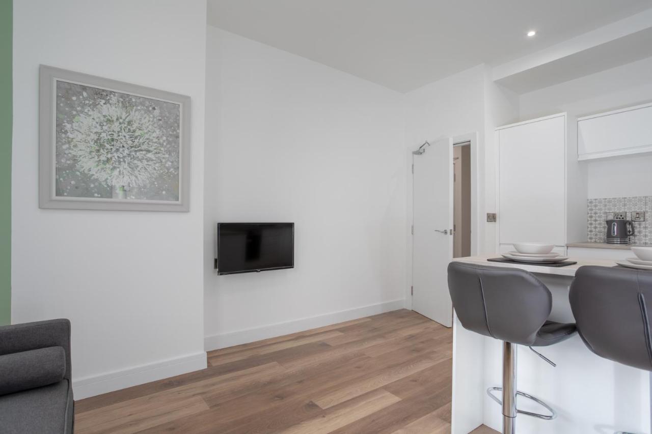 Avenue Apartment