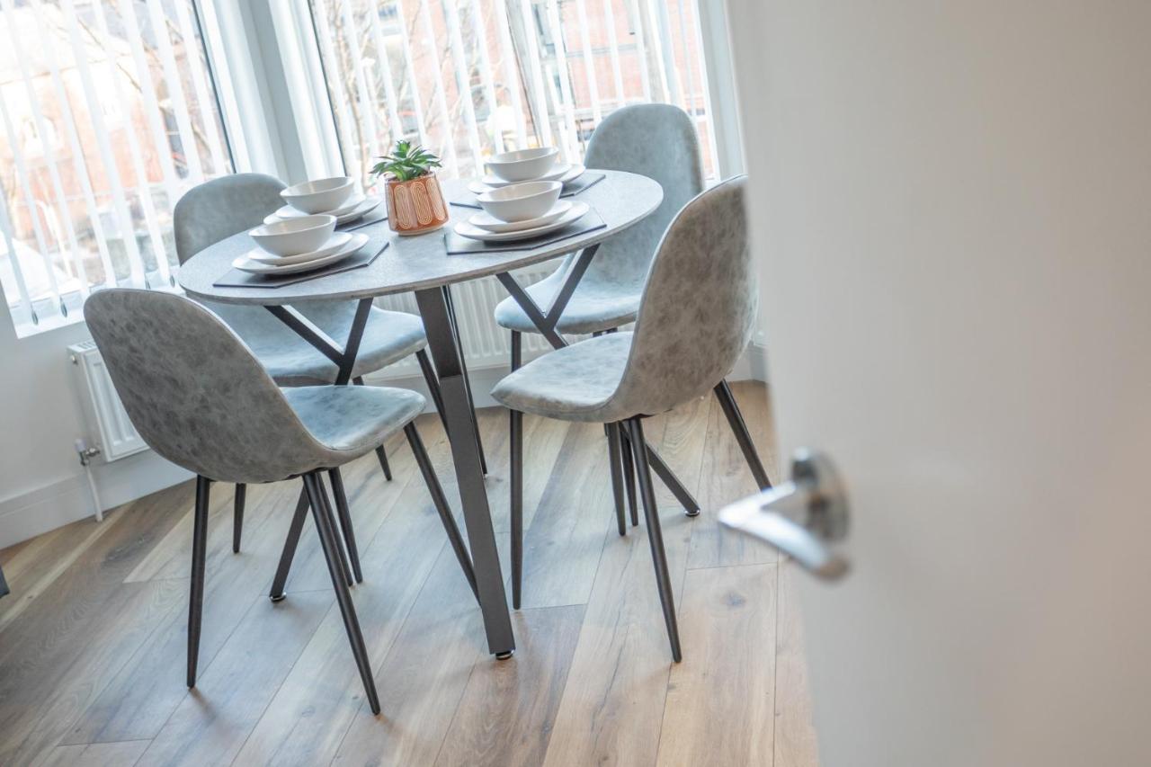Avenue Apartment *