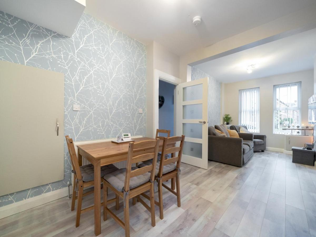 Holiday home Pass The Keys Lovely 2br Terrace House Ormeau Park Area