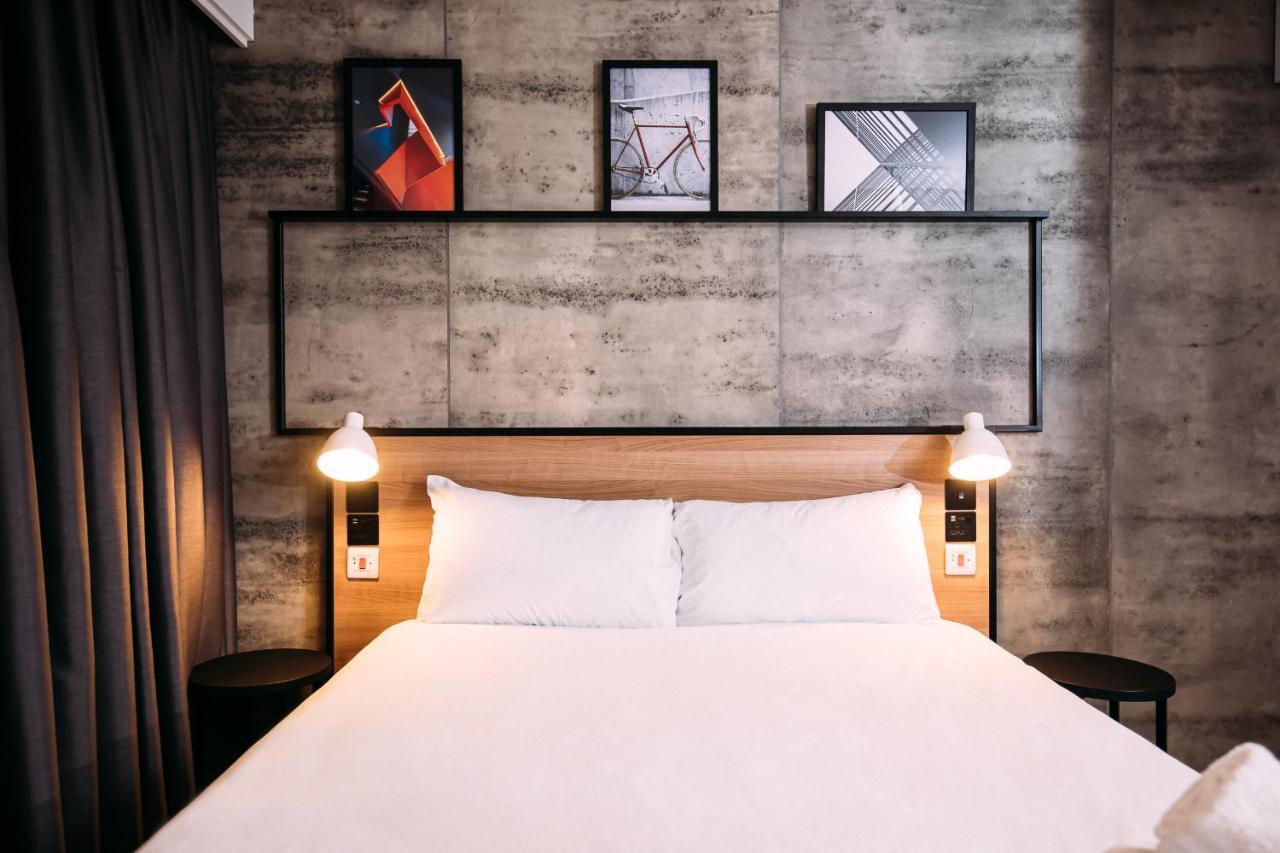 Ibis Centre Hotel 3*
