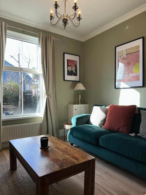 Holiday home Townhouse In Belfast, Newtownabbey.