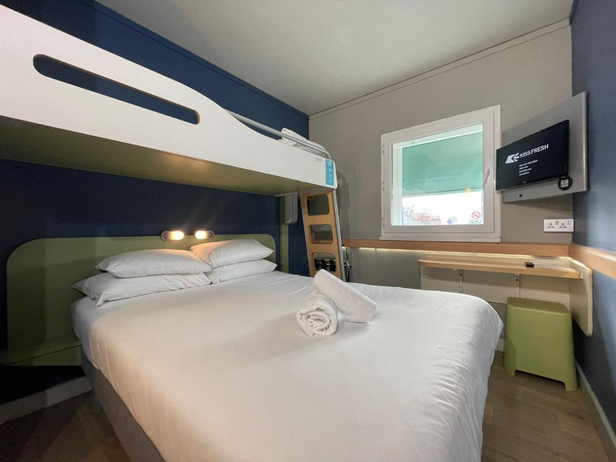 Ibis Budget Belfast City Centre Hotel 3*