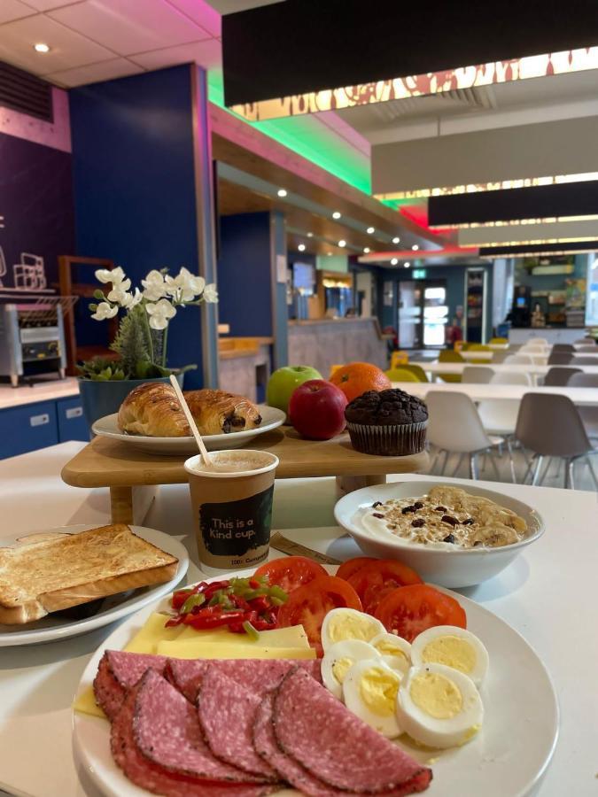 Hotel Ibis Budget Belfast City Centre 3*
