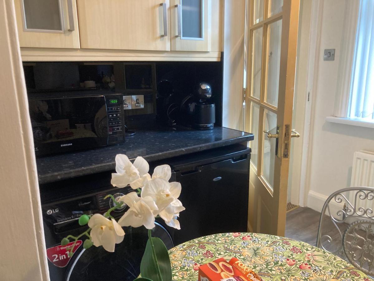 Mountroyal Victorian Self Catering Apartment 2 *