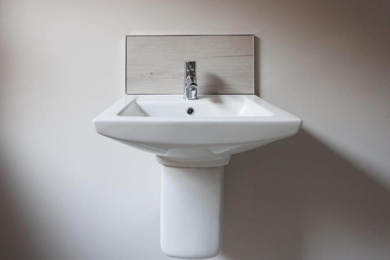 Luxury Studio In The Sleeps 2 Belfast