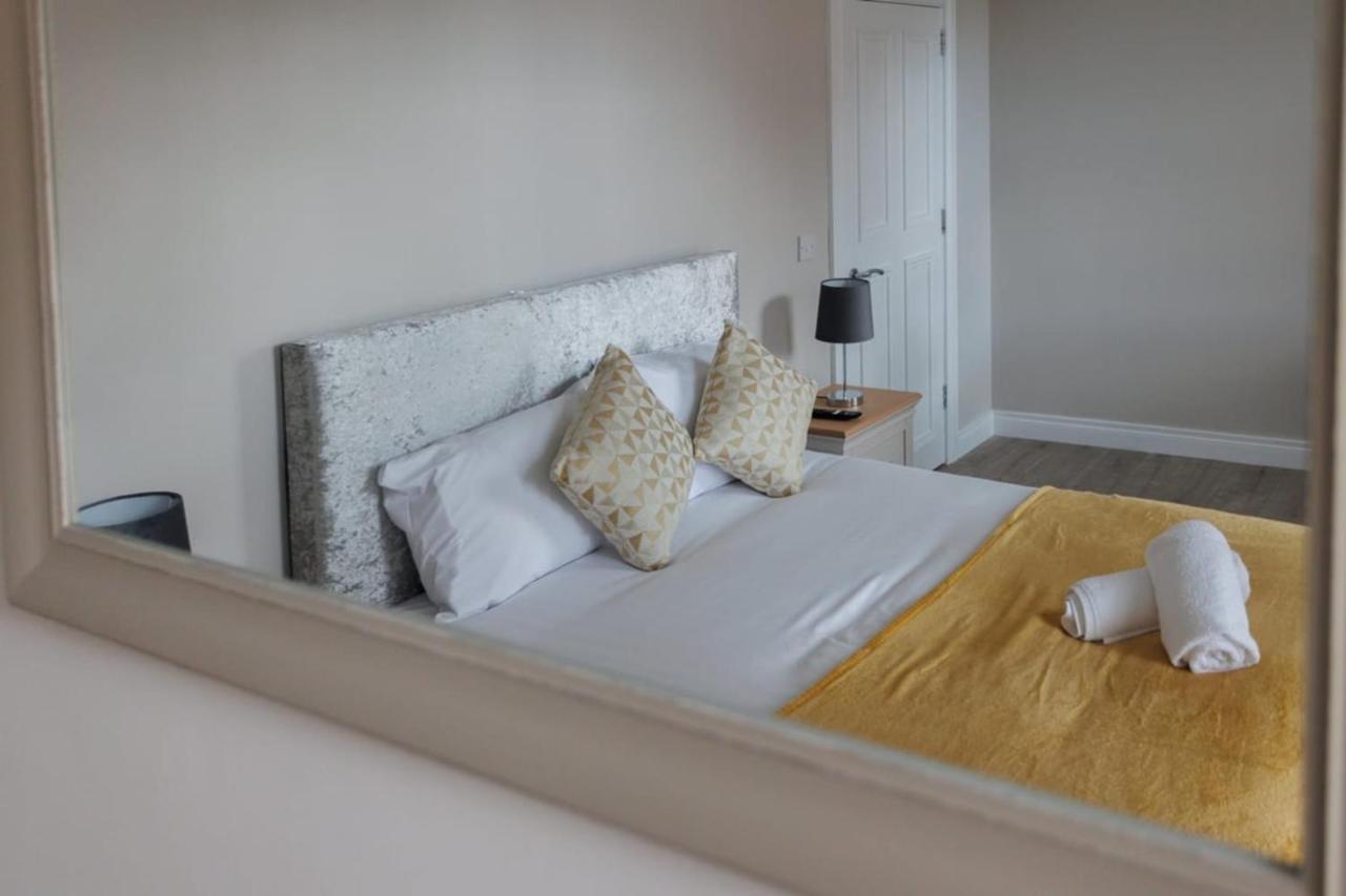 Luxury Studio In The Sleeps 2 *