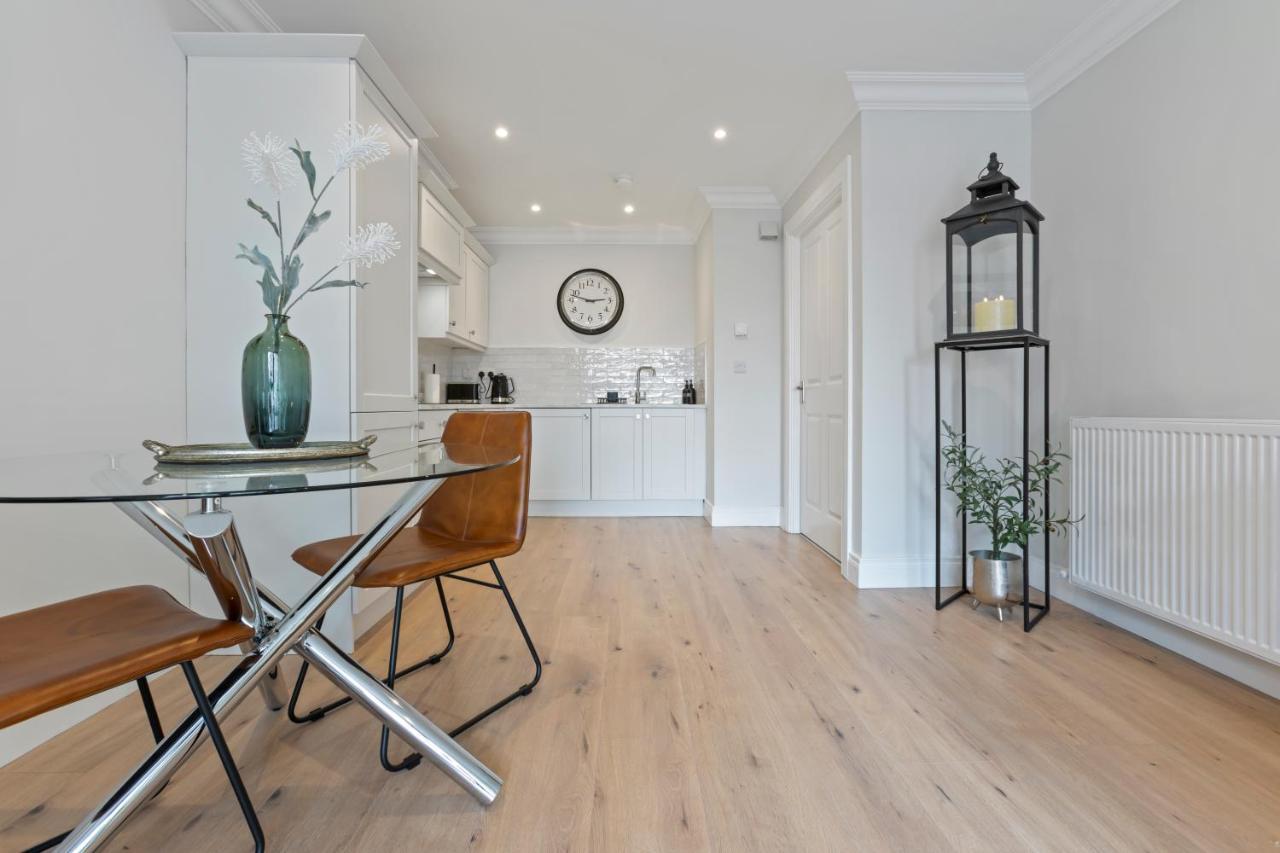 Apartment Wilton House