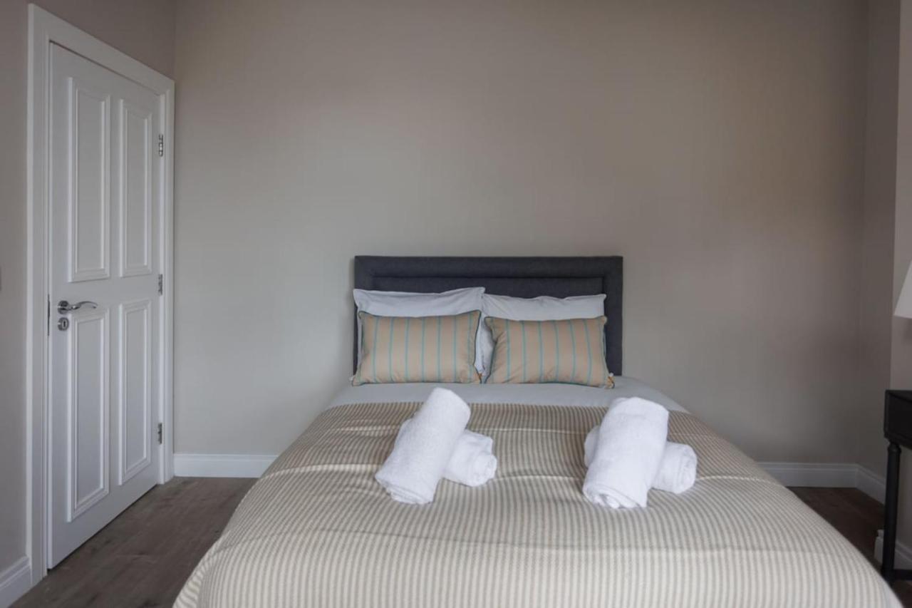 Luxury Studio In The Sleeps 2 *