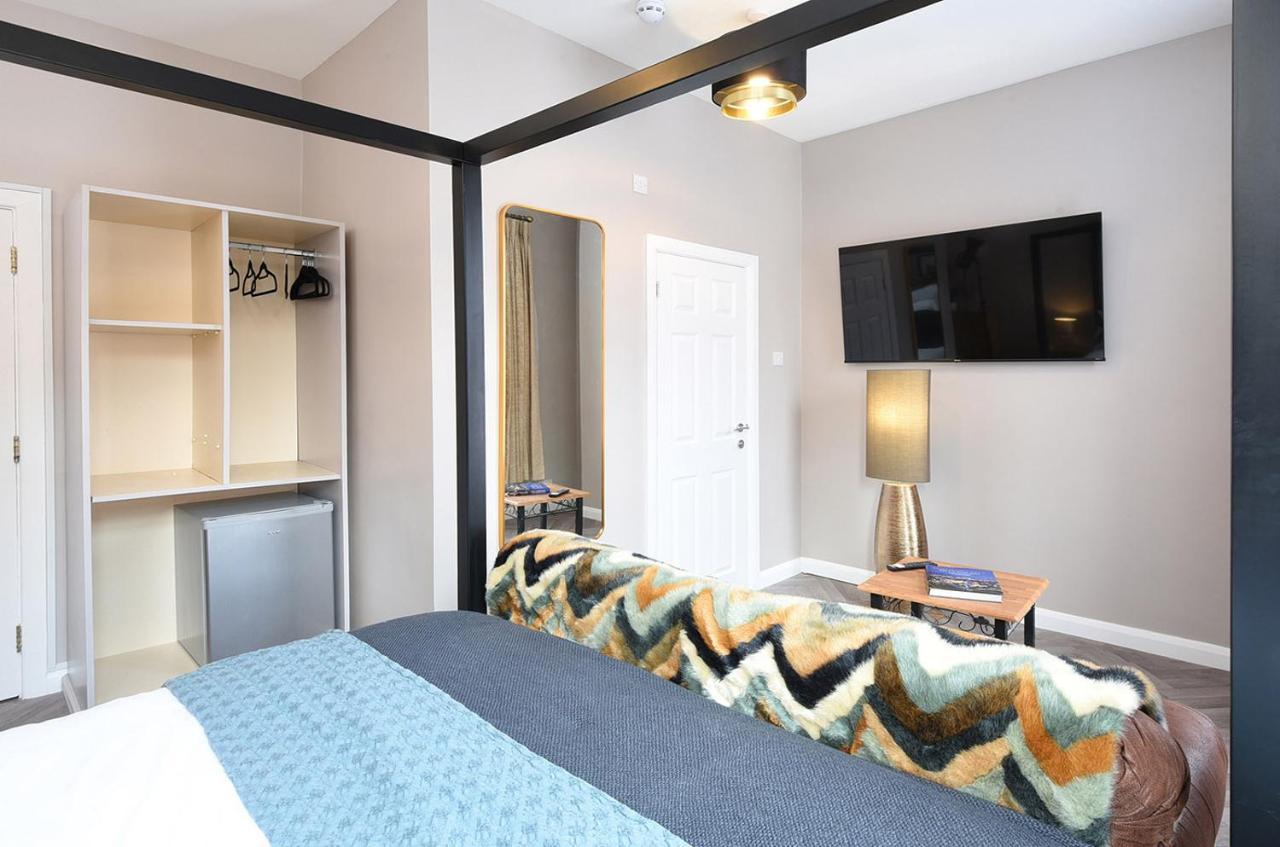 Anam Cara House - Guest Close To Queen's Guest house *