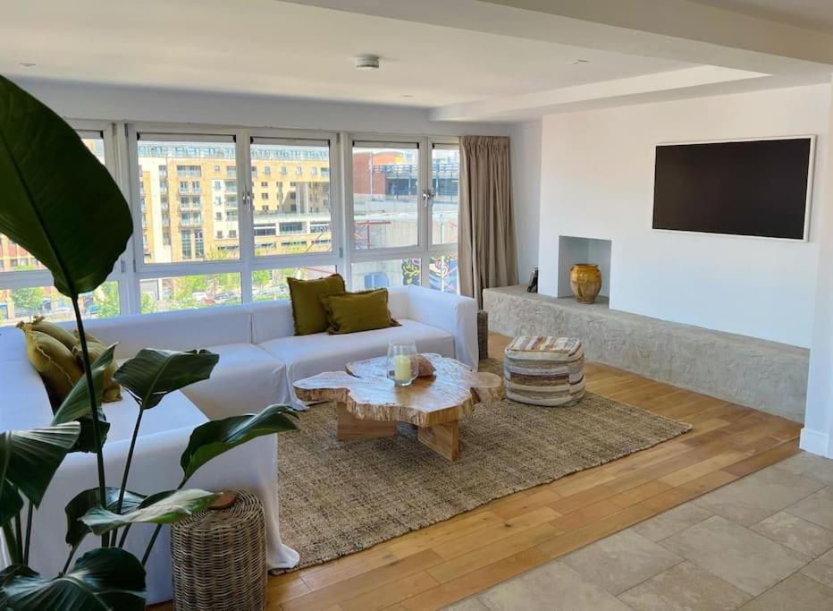 Apartment Luxury Penthouse With Views Belfast