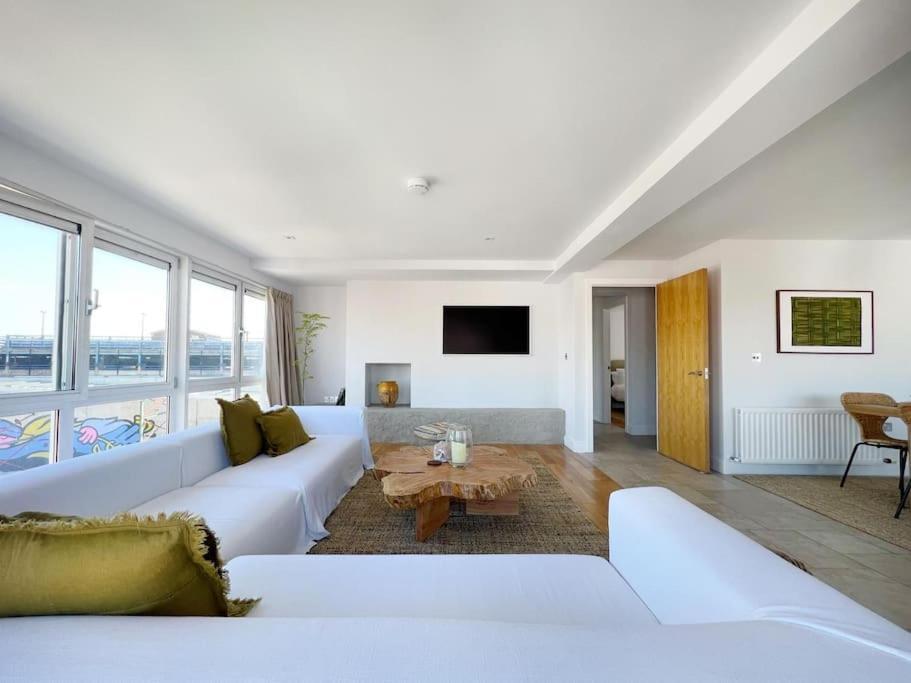 Luxury Penthouse With Views * Belfast