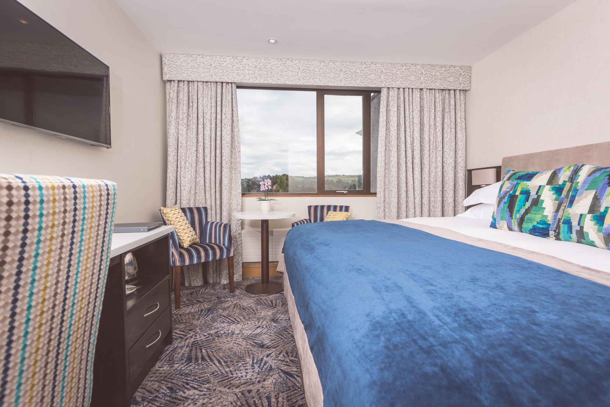 The Stormont 4*