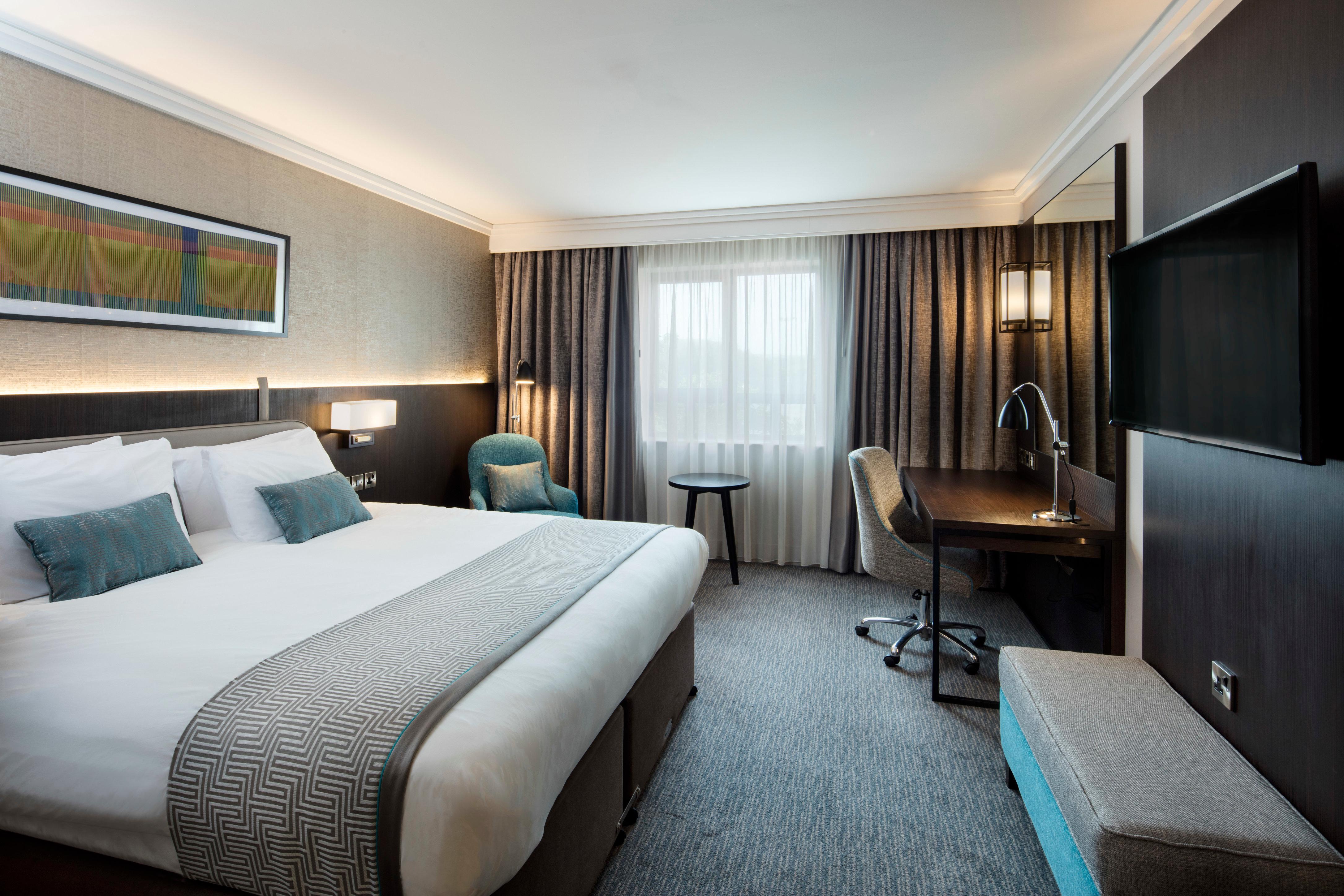 Crowne Plaza - By Ihg Hotel