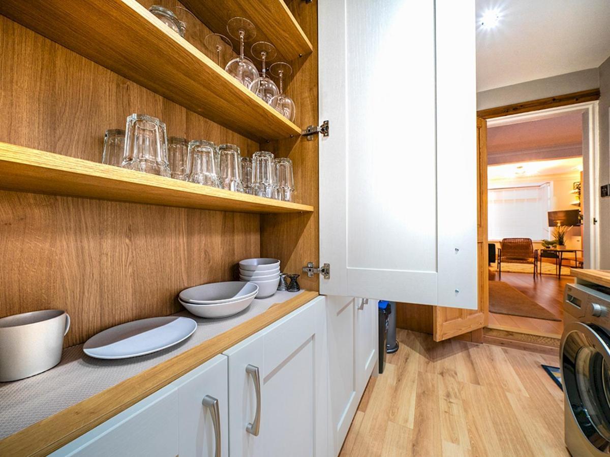 Pass The Keys Stunning 2br Townhouse In Belfasts Location * Belfast