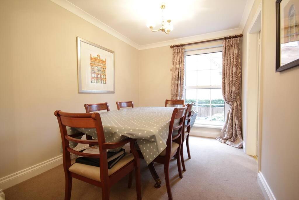 Windsor Townhouse Holiday home