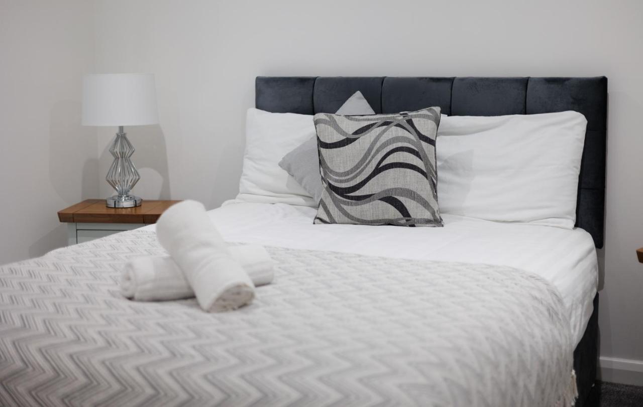 Apartment Modern 3 Bedroom Flat In Center With Terrace Belfast