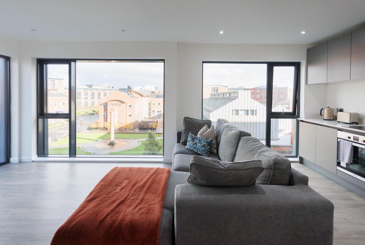 Modern 3 Bedroom Flat In Center With Terrace Apartment *