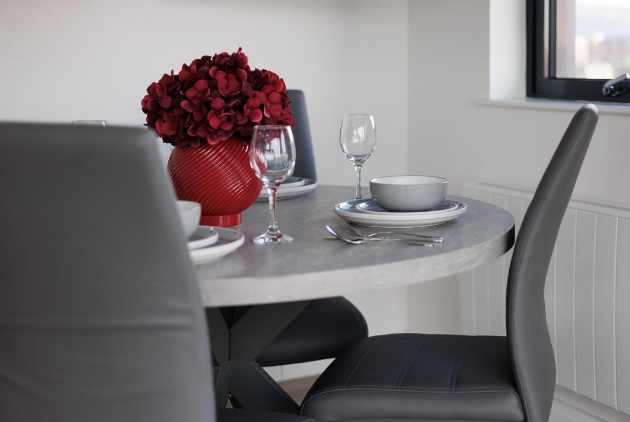 Modern 3 Bedroom Flat In Center With Terrace