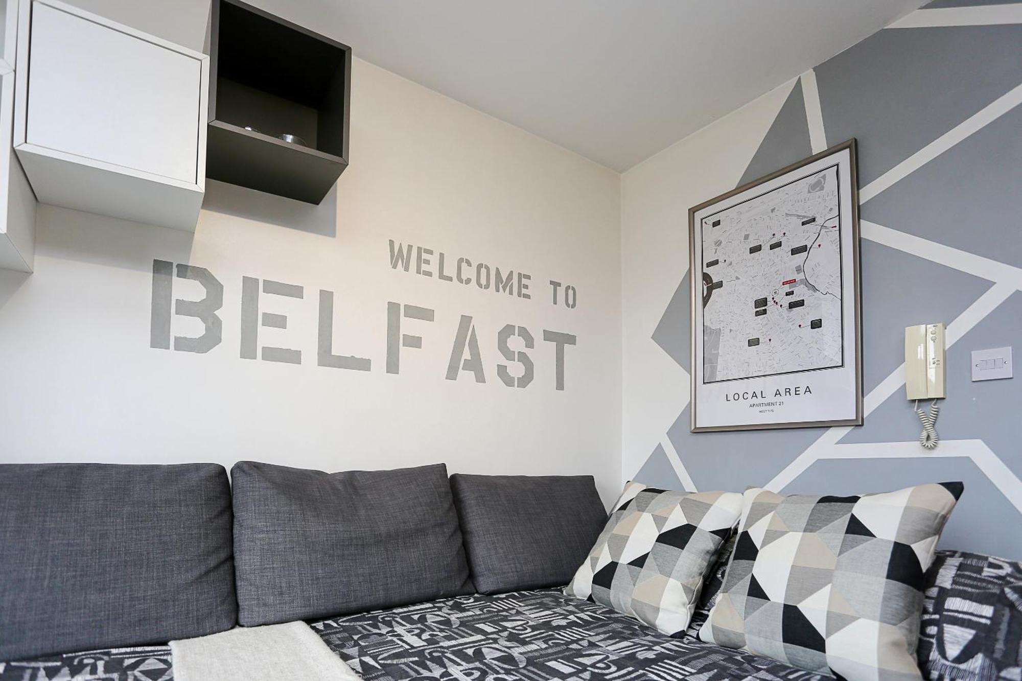 Neat - Secure Parking - Wifi - Sleeps 4 - No Parties