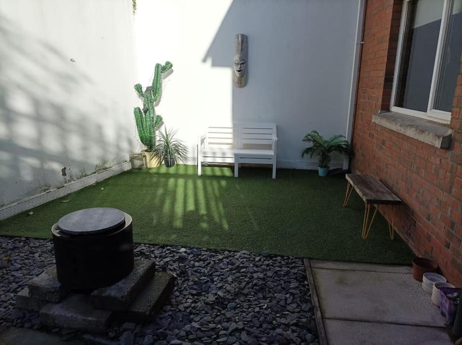 Base Will Be A Pleasure! Apartment Belfast