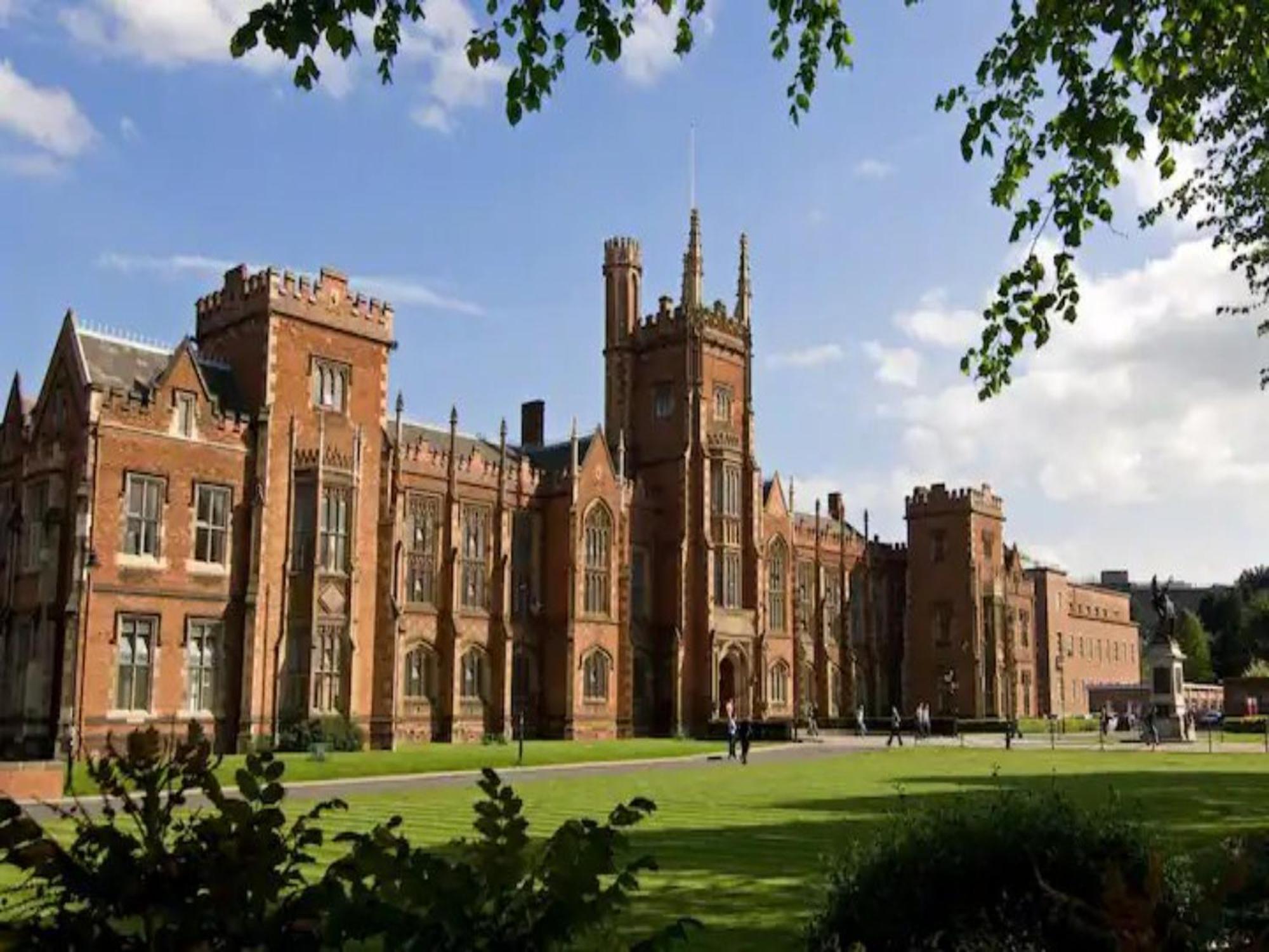 Apartment Pass The Keys Centre Queens Uni Eateries And Bars Abound *