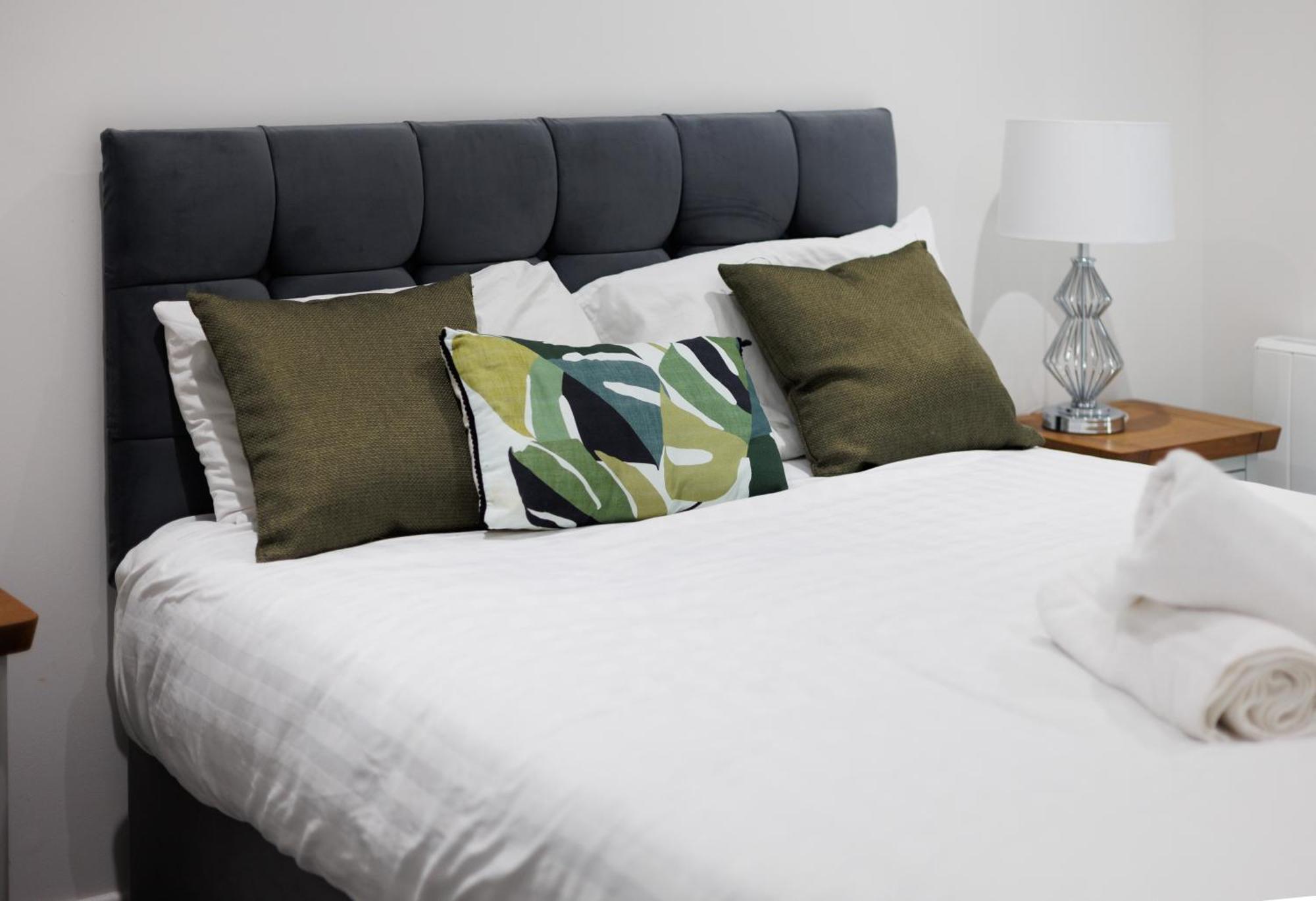Charming 2br In The Heart Of Apartment *