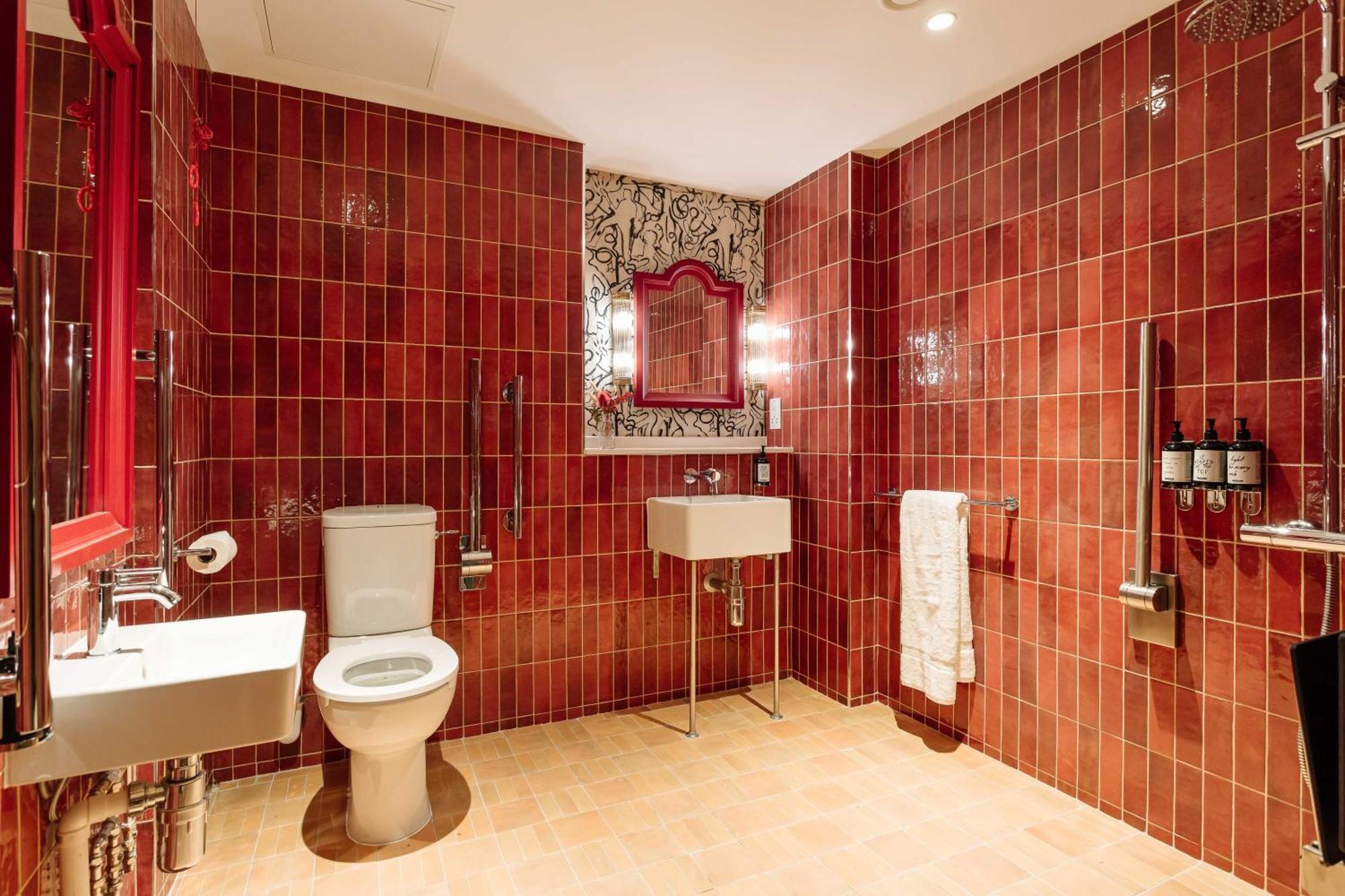 Room2 Hometel Belfast