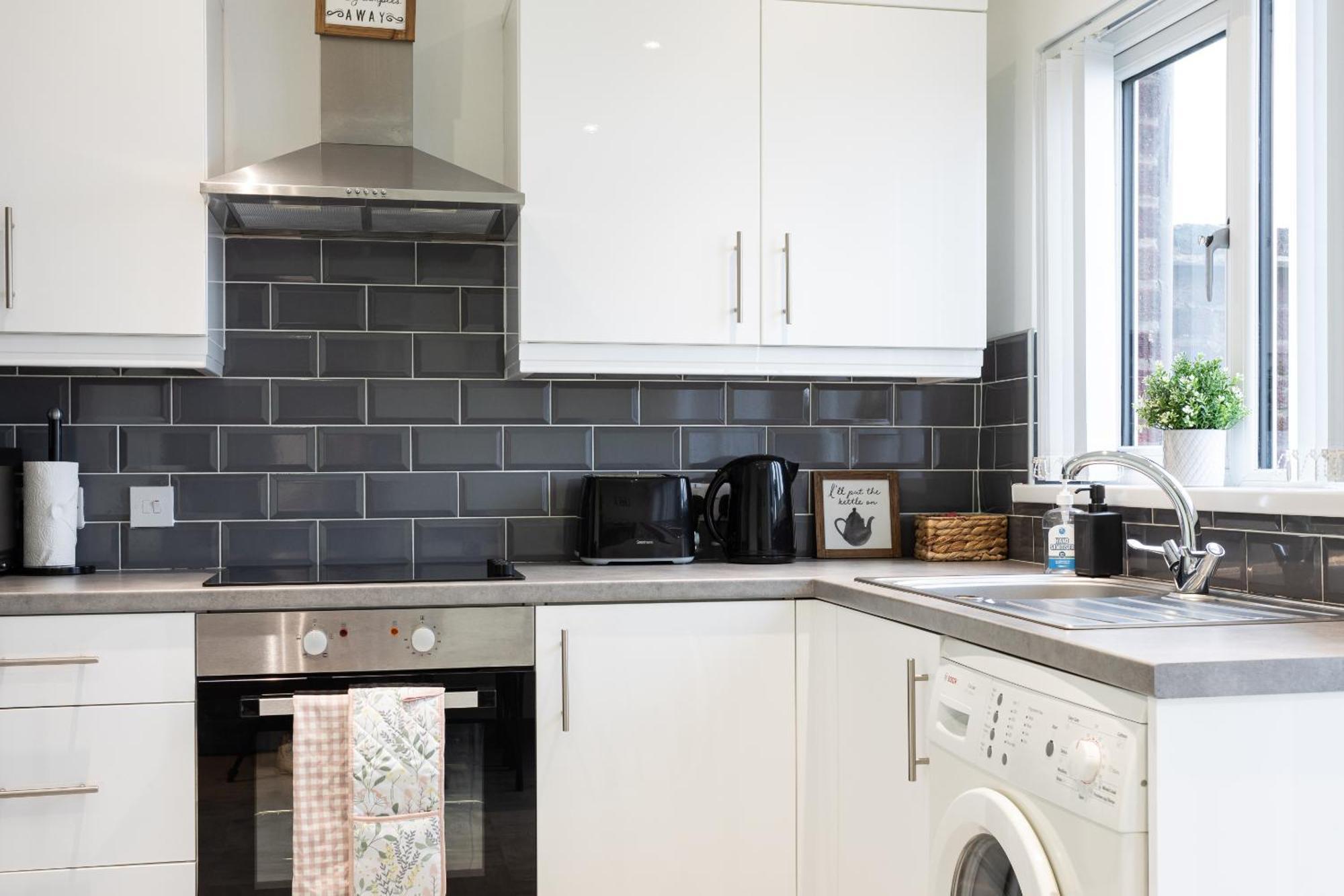 Fully Refurbished North 2