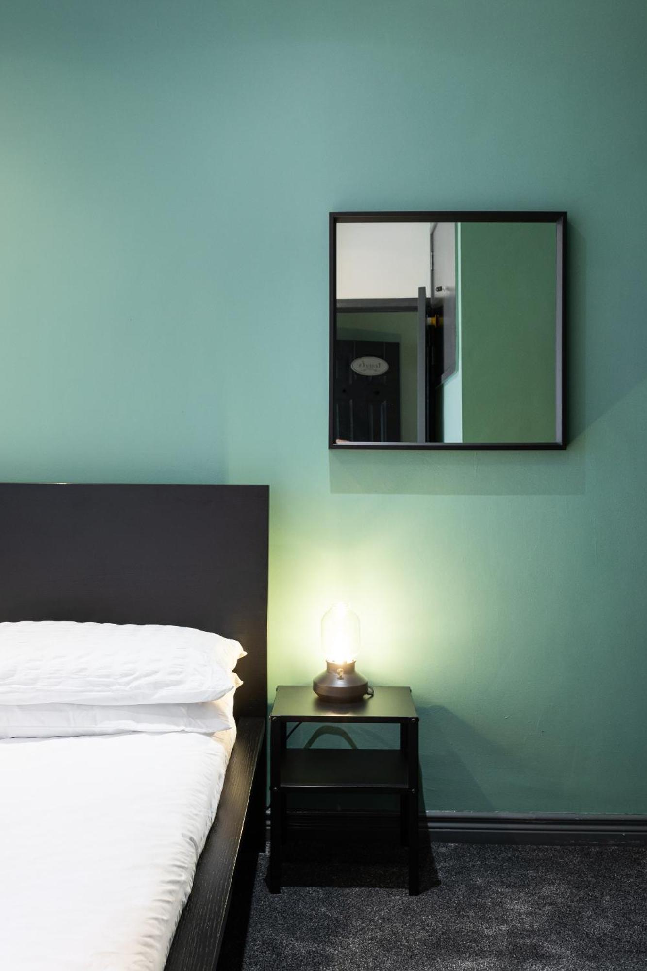 Fully Refurbished North 2 * Belfast