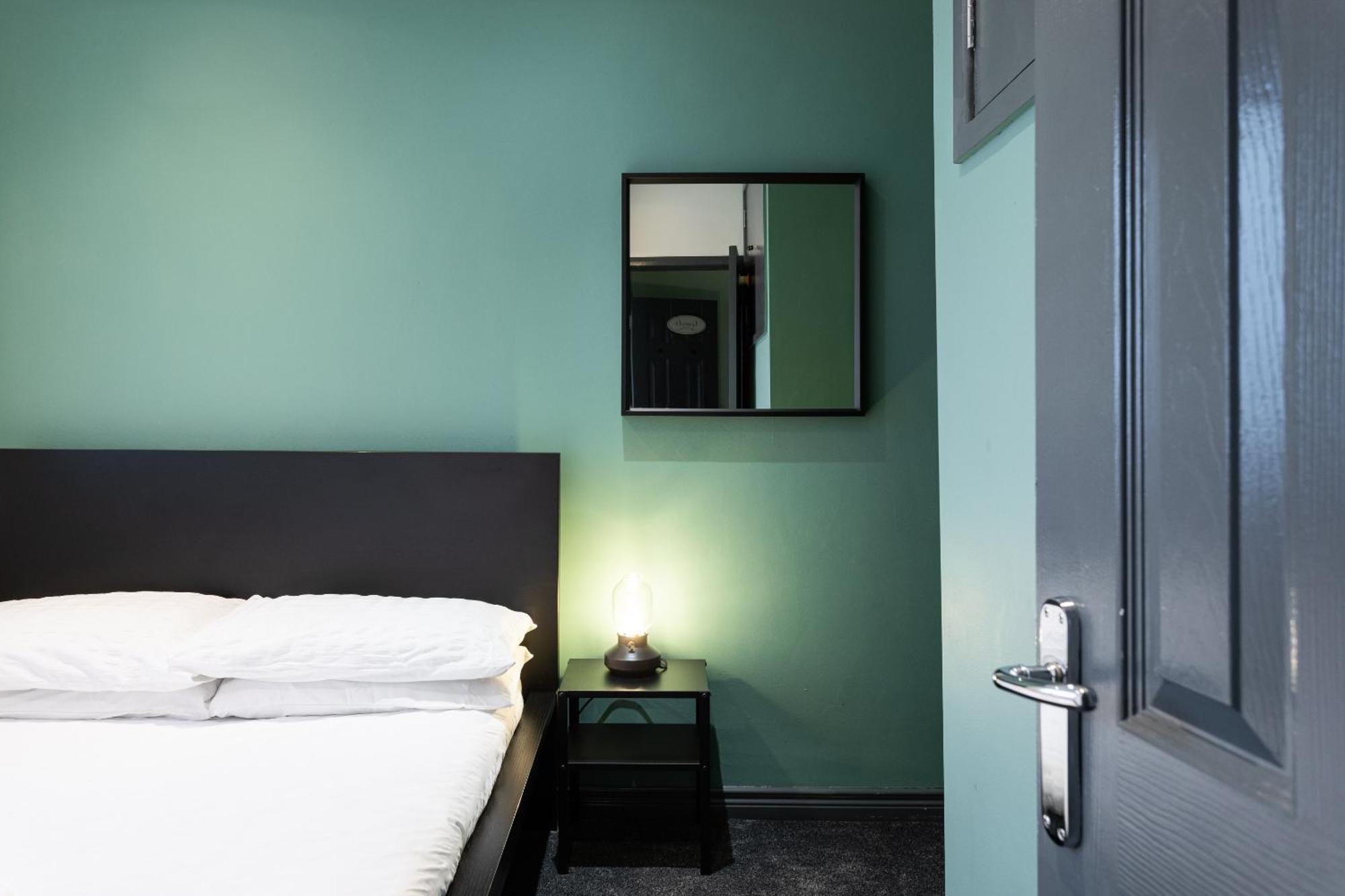 Fully Refurbished North 2 Belfast