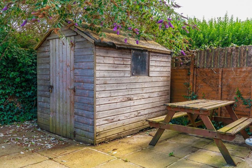 Holiday home Modern 3 Bedroom House Close To Ferry And Centre