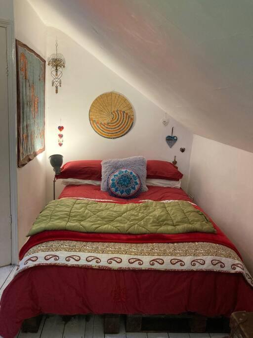 Unique Bohemian Artist Townhouse Holiday home Belfast