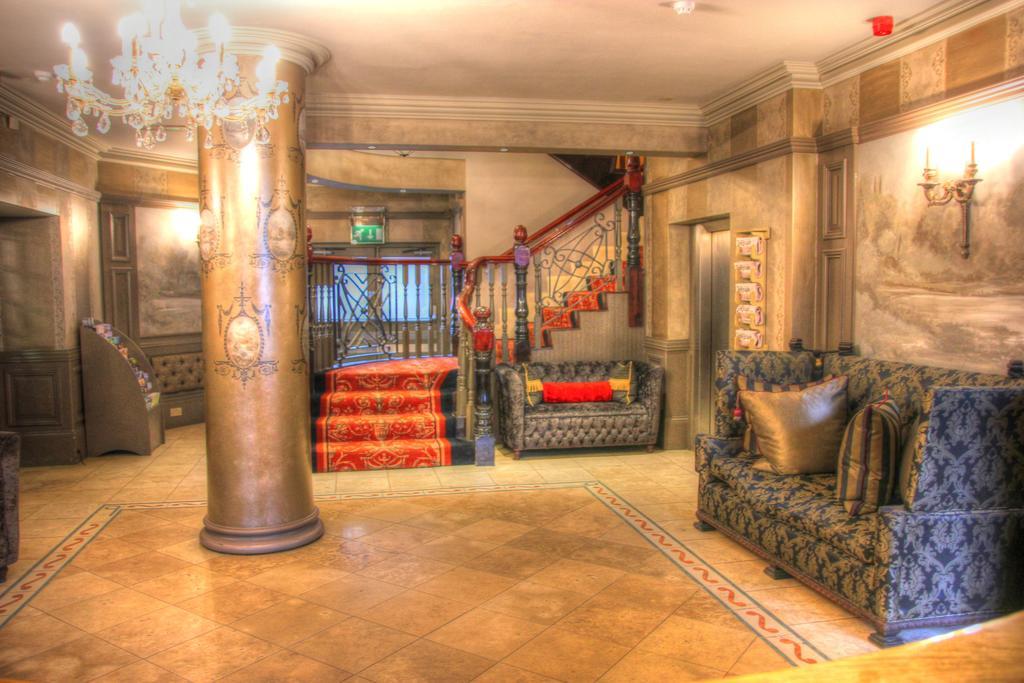 Benedicts Hotel Belfast