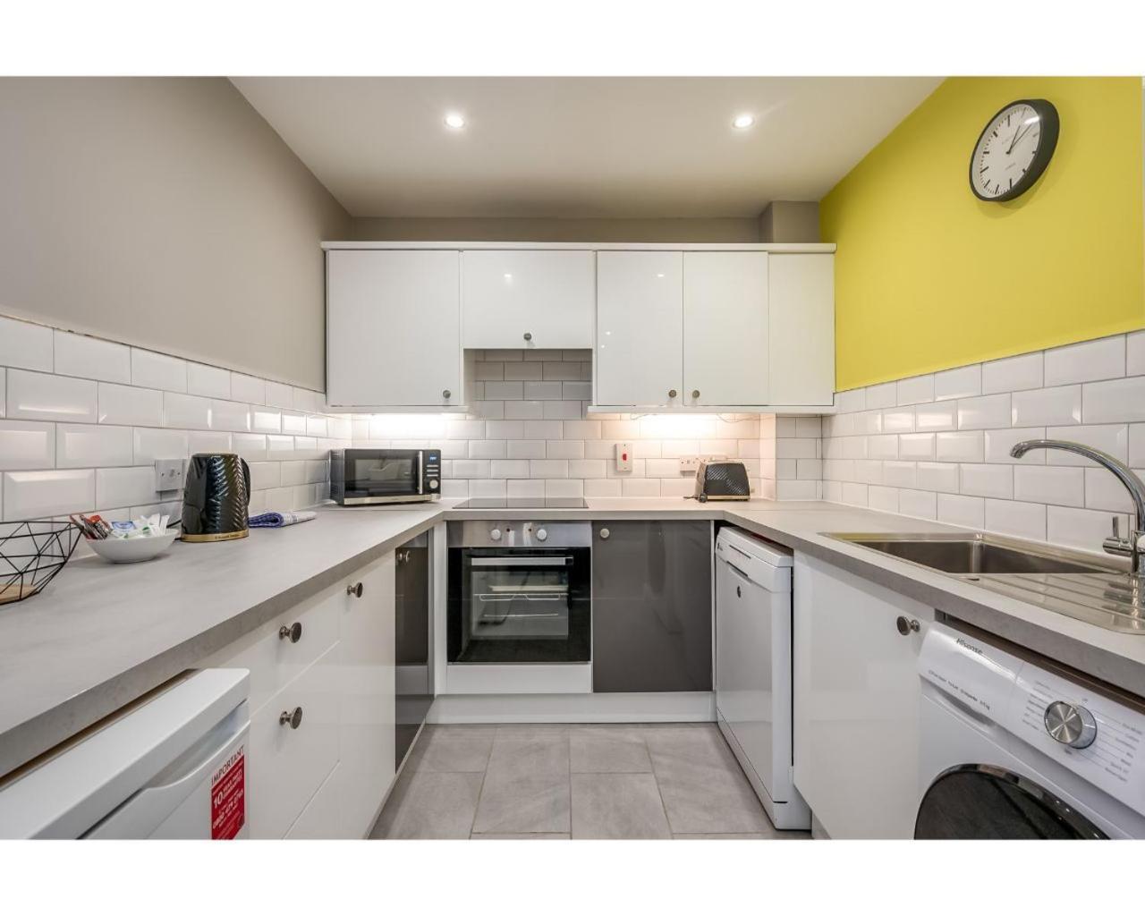 Central Belfast Apartments: Citygate * Belfast