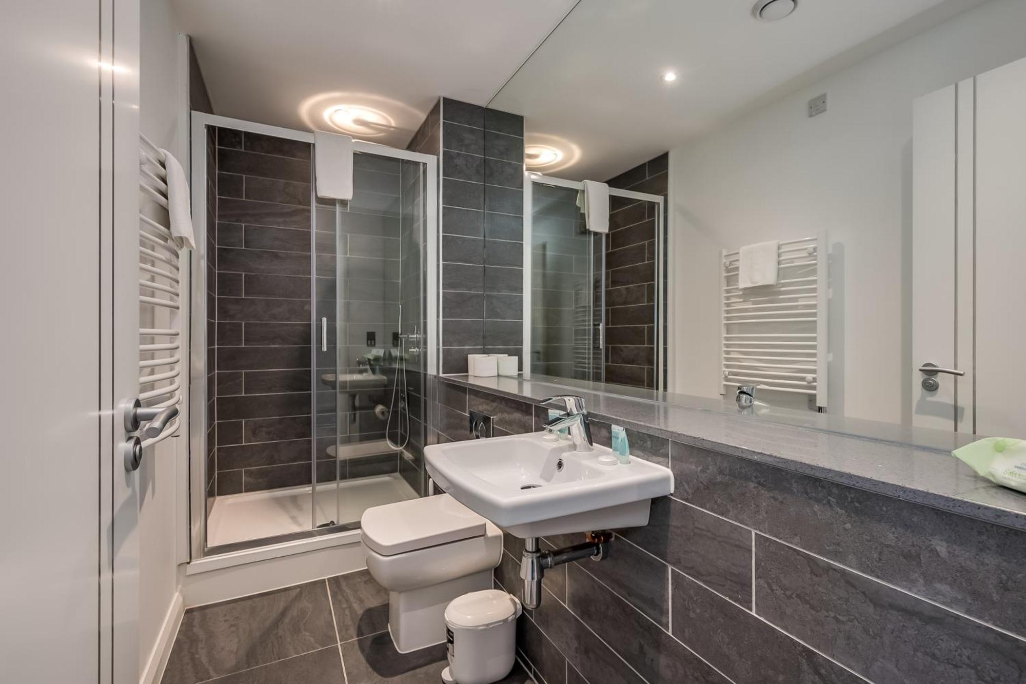 Premium Corporate & Family-friendly In Apartment Belfast