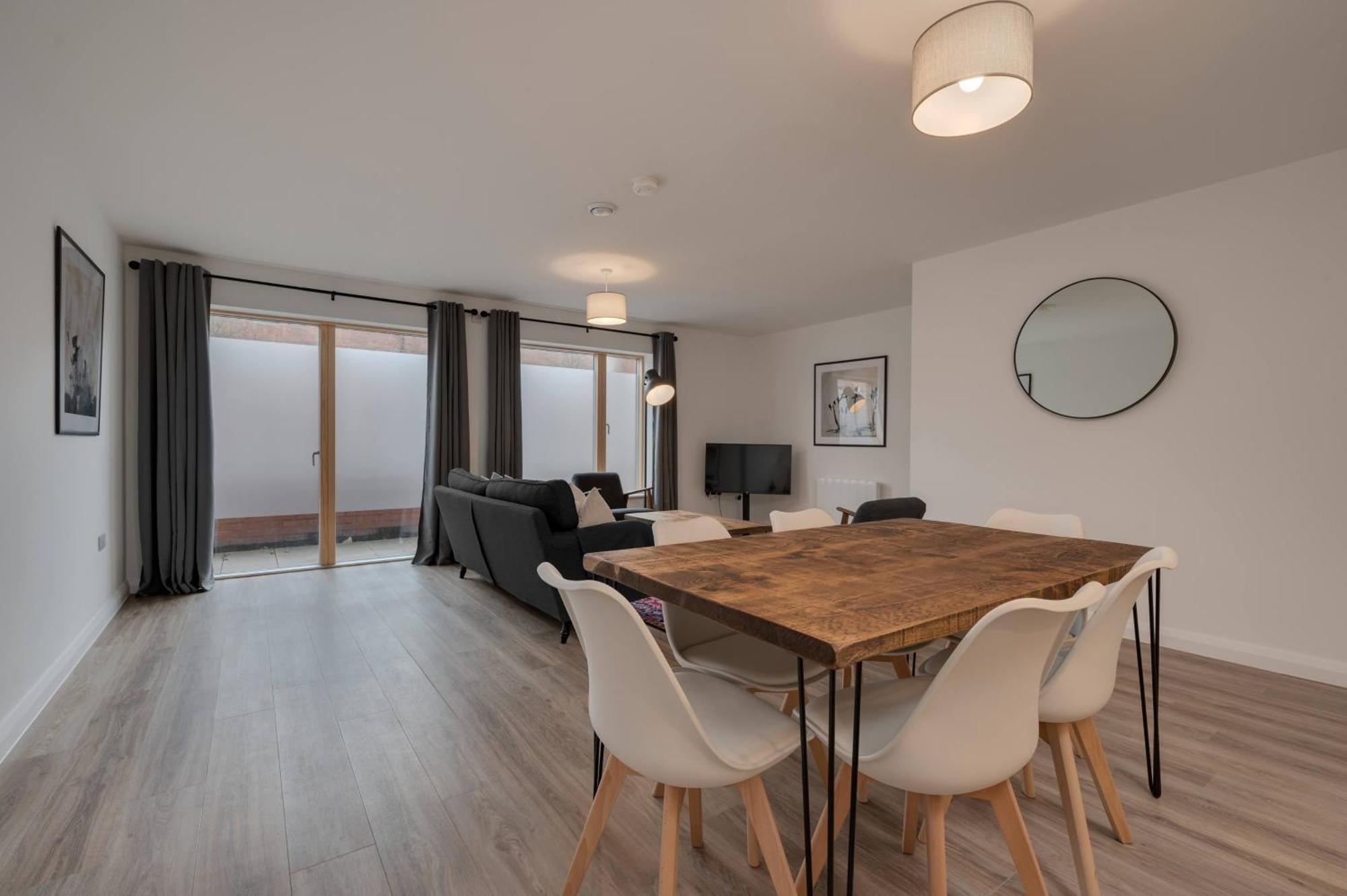Premium Corporate & Family-friendly In Apartment *