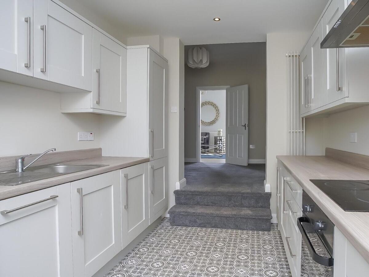 Apartment Centre 3 Bdr Townhouse By Breaks *
