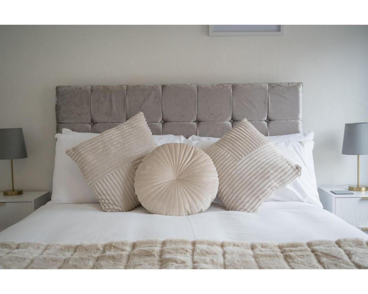 Chic Luxe R&r * Belfast