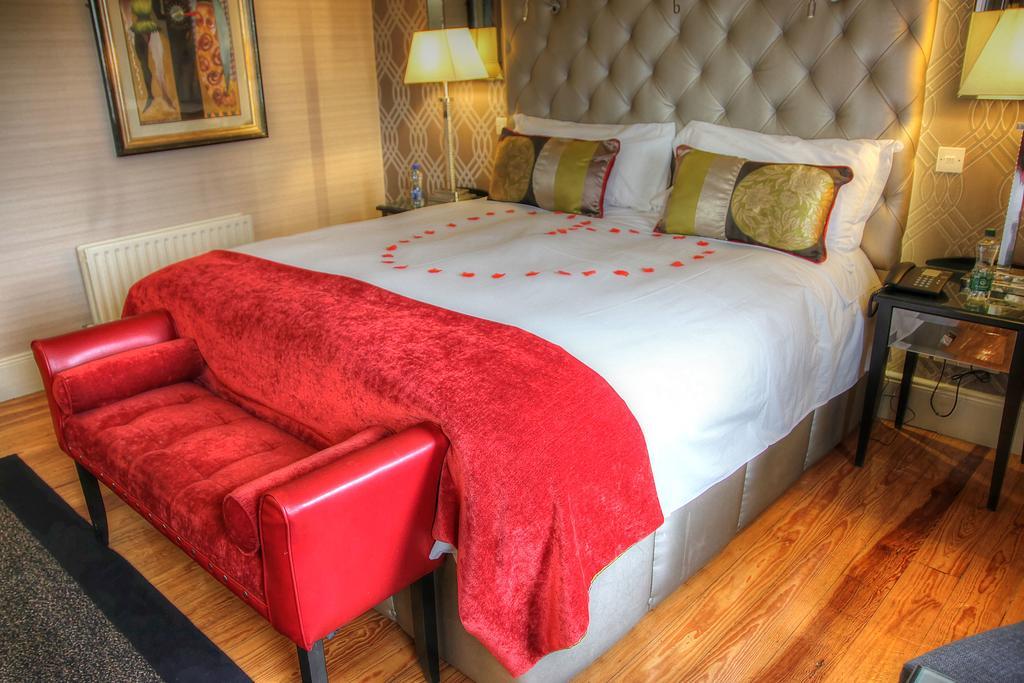 Benedicts Hotel 4*