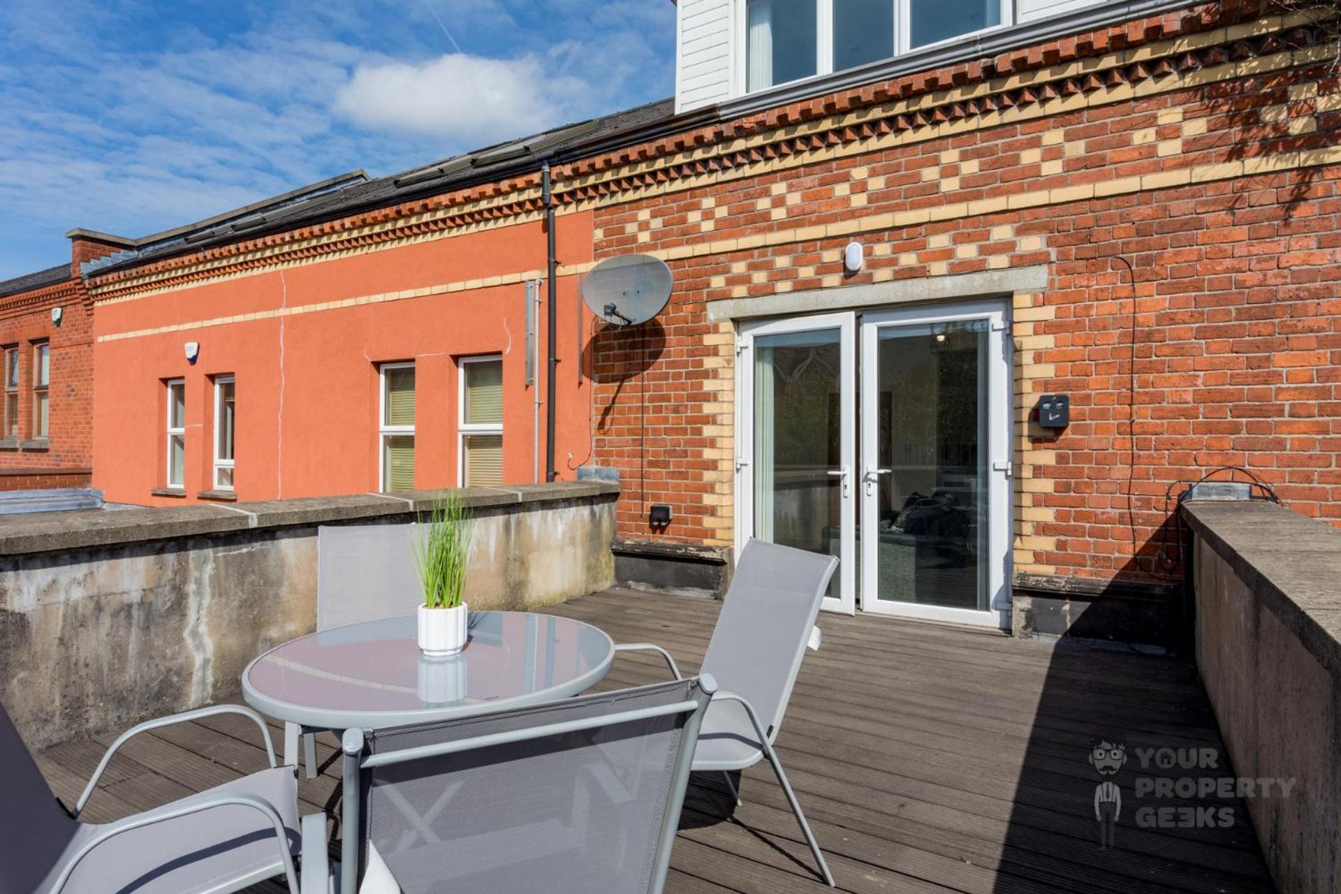 Attic Style 2 Bed Duplex With Rooftop Patio Apartment Belfast