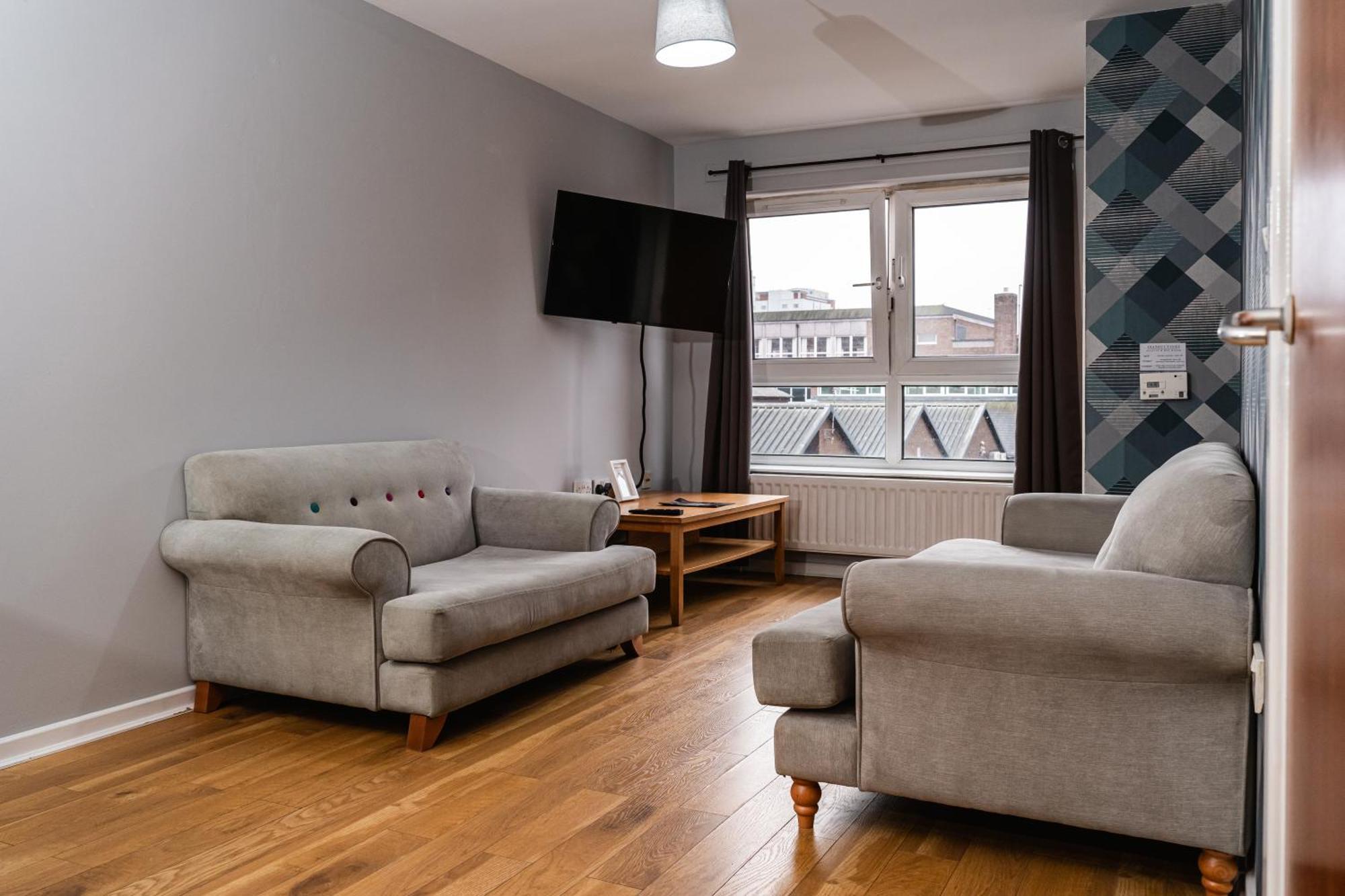 In Centre - Sleeps 5 People Apartment