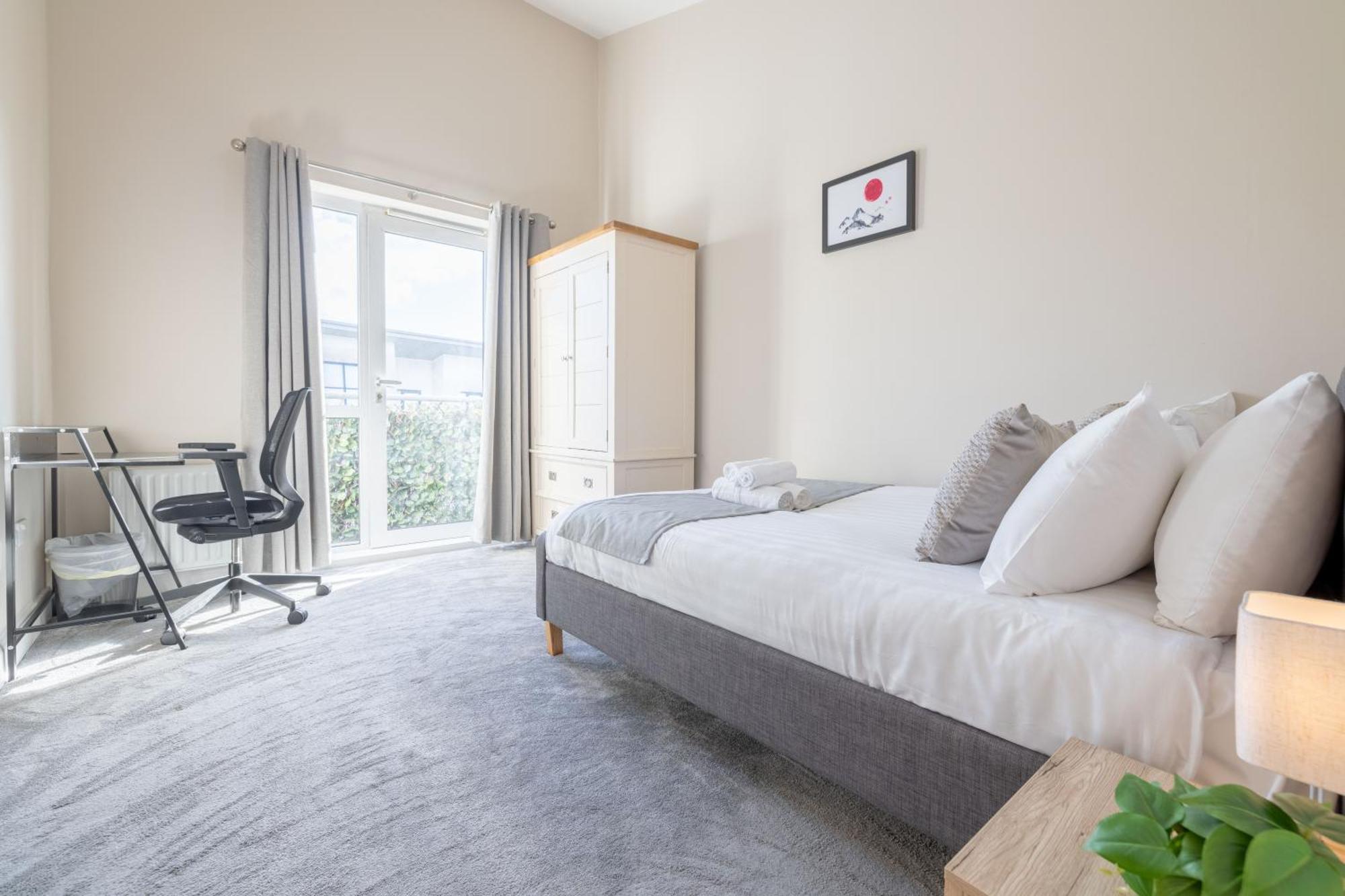 Apartment Quarters- Whitehall Sq Belfast