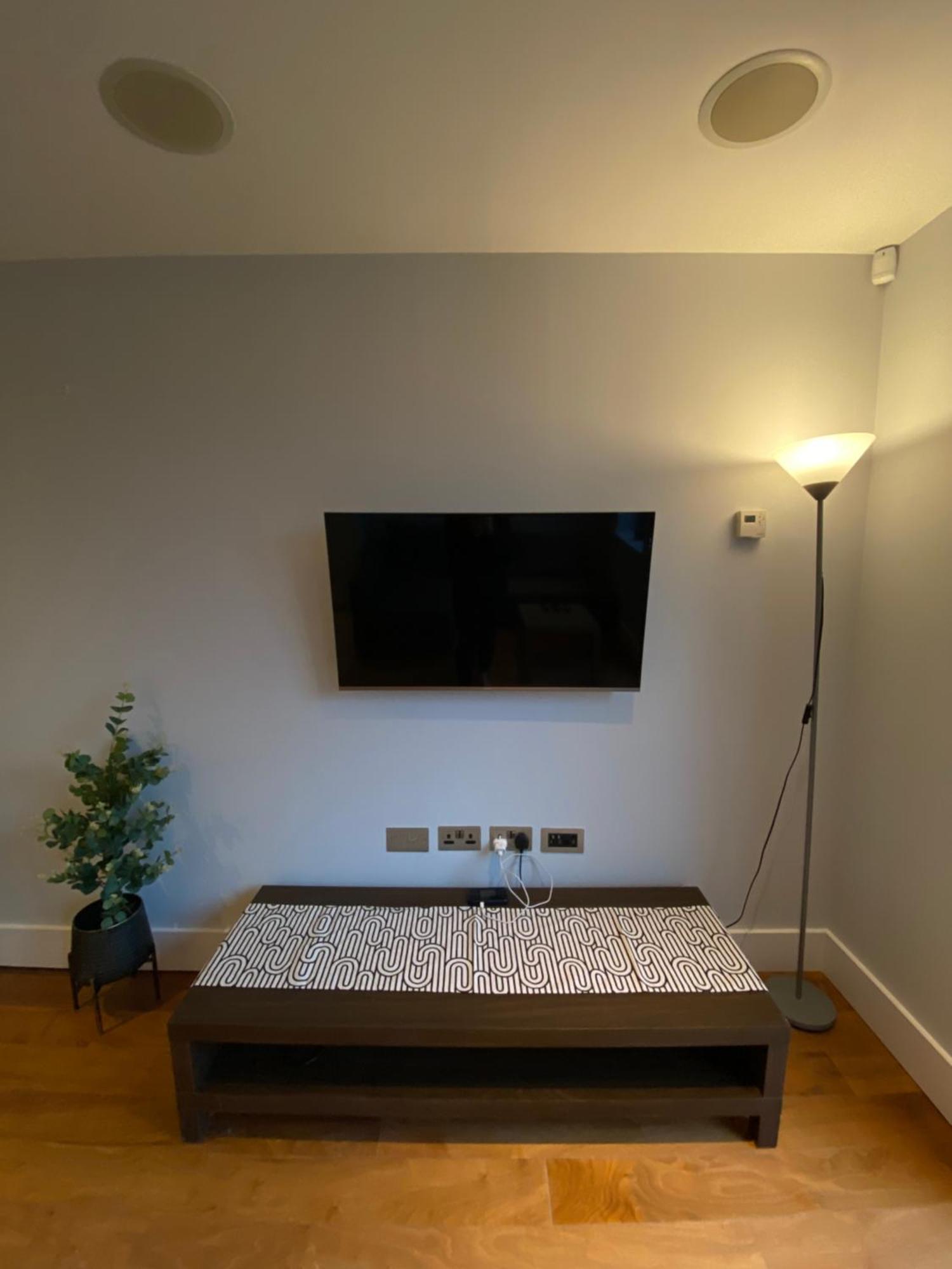 Apartment Stylish 1 Bed In Centre Belfast