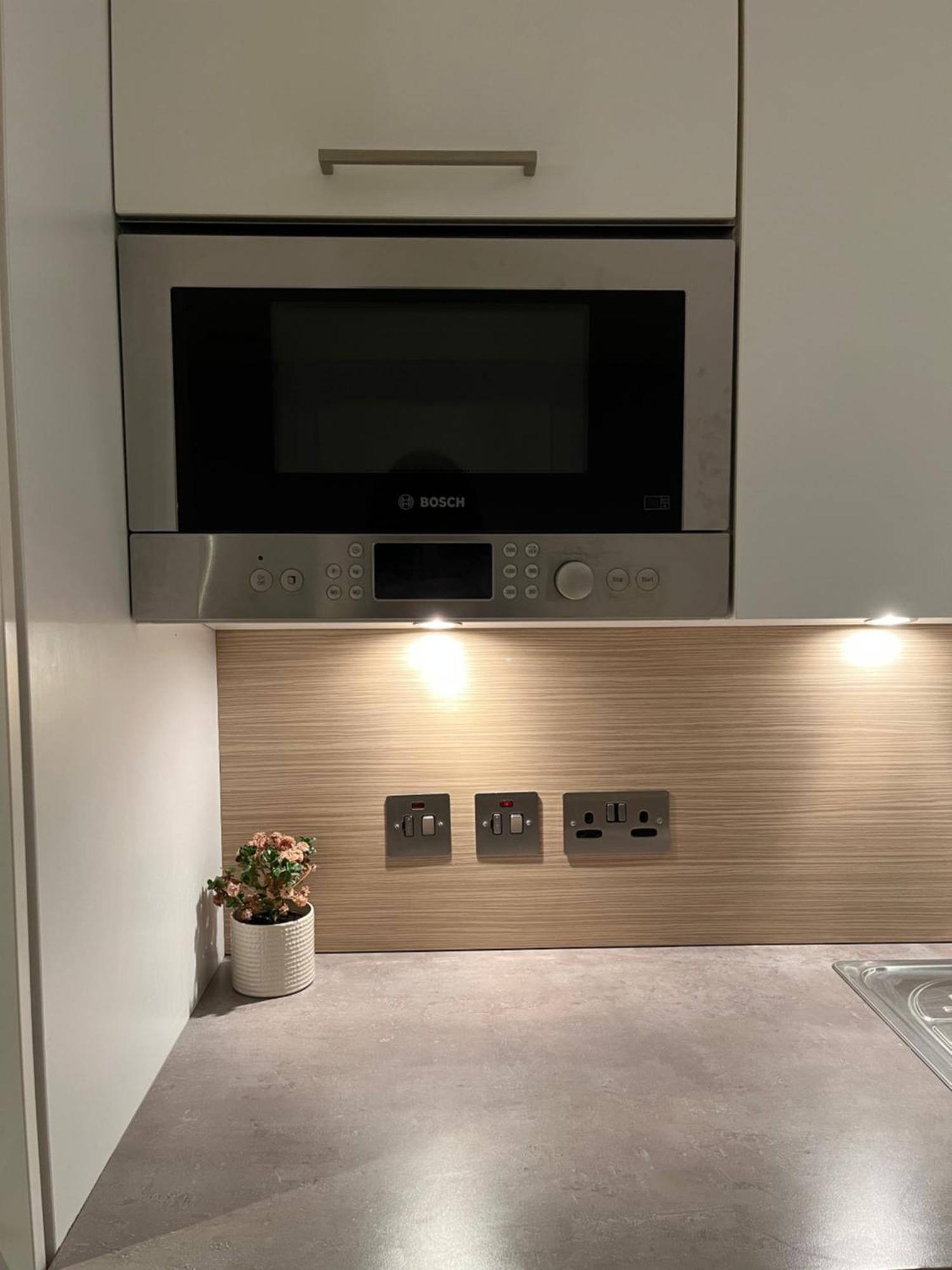 Stylish 1 Bed In Centre Apartment