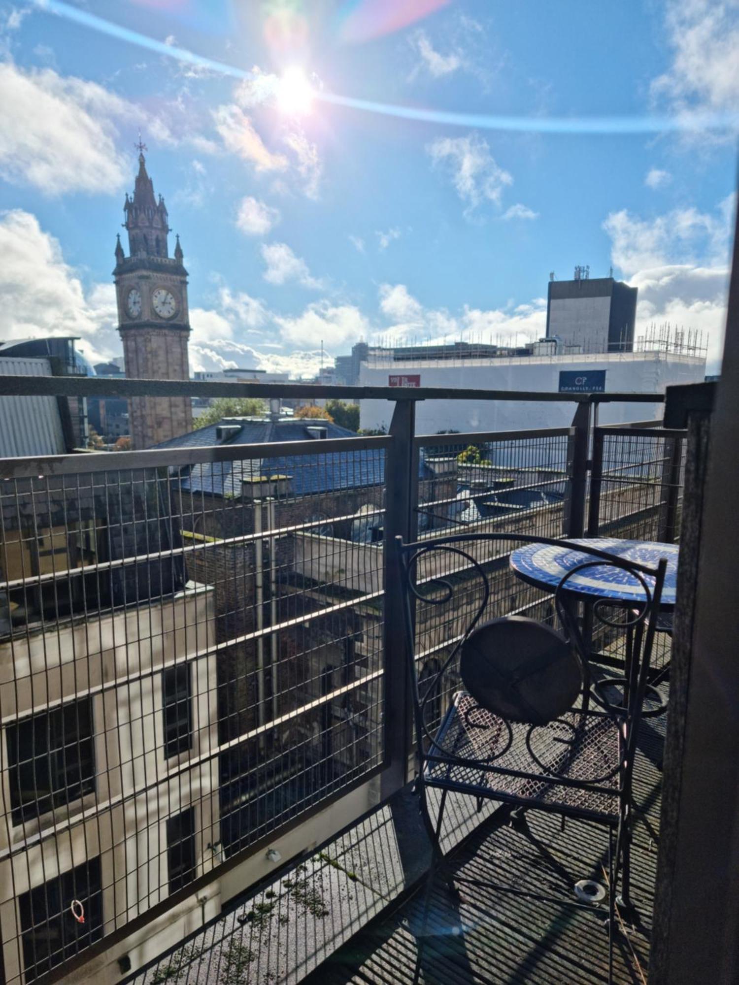 Stylish 1 Bed In Centre Apartment Belfast