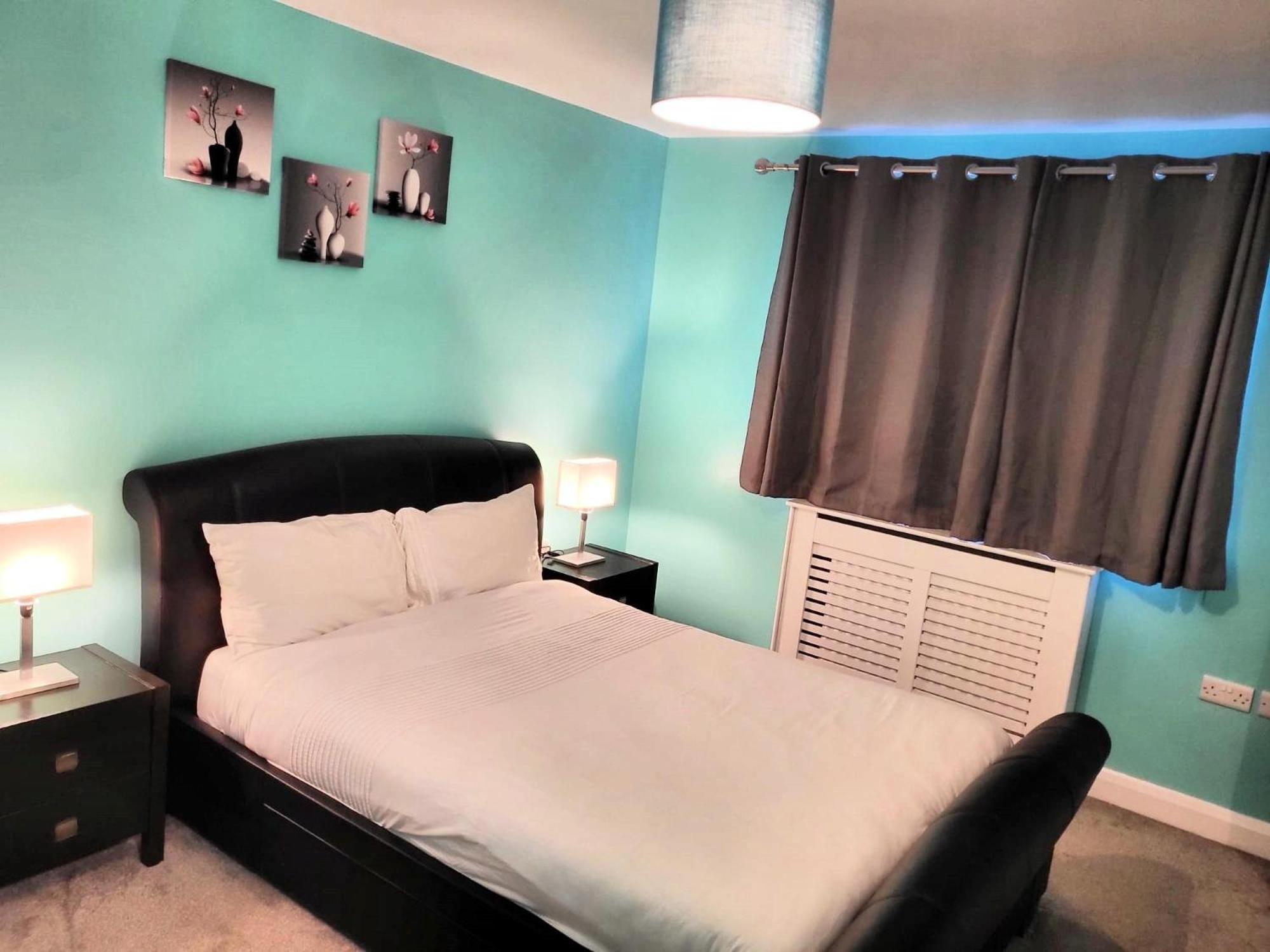 Lovely 2- Bedroom In